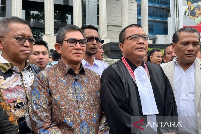 Luthfi-Yasin Apresiasi Pencabutan Gugatan Andika-Hendi di MK