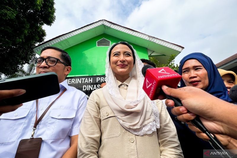 Program Makan Bergizi Gratis (MBG): Upaya Pemerintah Tekan Stunting