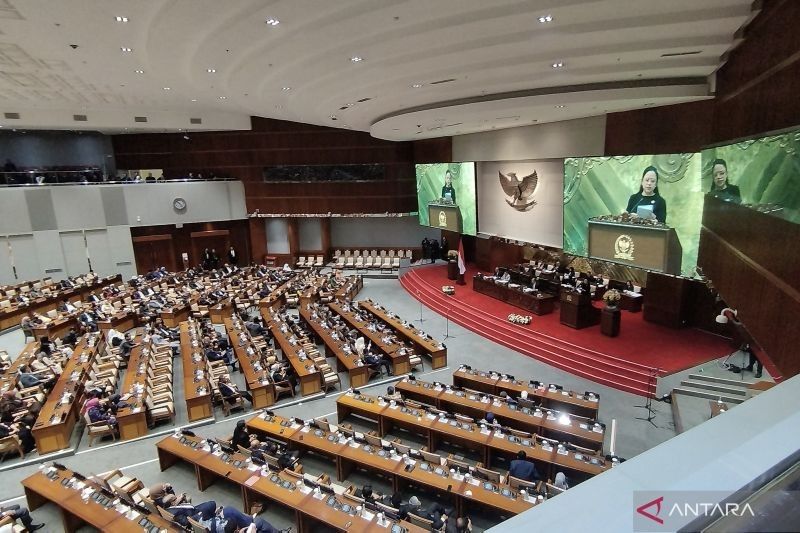 DPR Awasi Program Pemerintahan Prabowo: Fokus Keuangan Negara