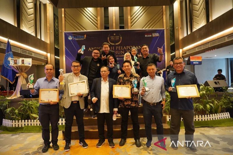 UMSU Raih Juara Umum Anugerah Pelaporan SPMI LLDikti Sumut 2023