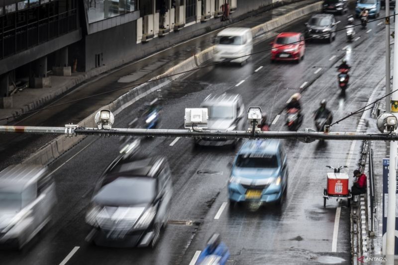 Tilang Elektronik via WhatsApp: 10 Pelanggaran Sasaran, Polda Metro Jaya