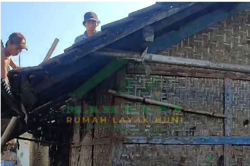 Baznas Mataram Pugar 20 Rumah Tidak Layak Huni di 2025