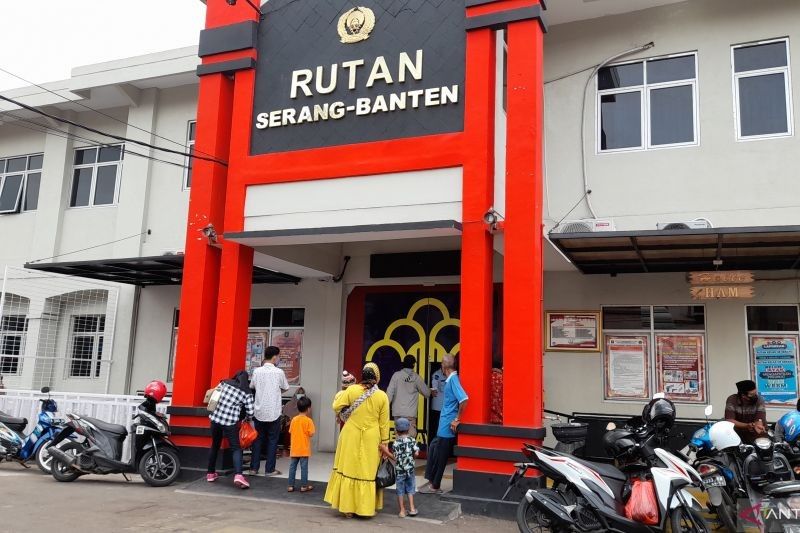 40 Warga Binaan Rutan Serang Pindah ke Lapas Tangerang