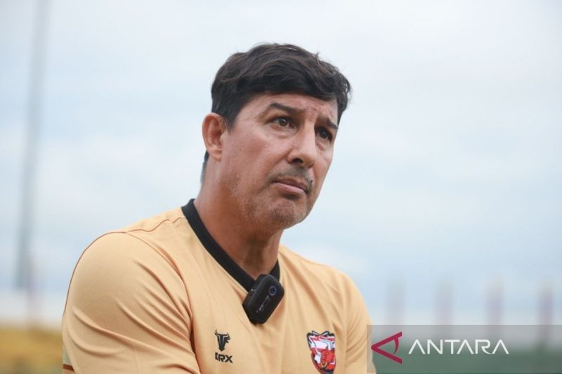 Madura United Rekrut Alfredo Vera, Mantan Pelatih Persebaya, Gantikan Paulo Menezes