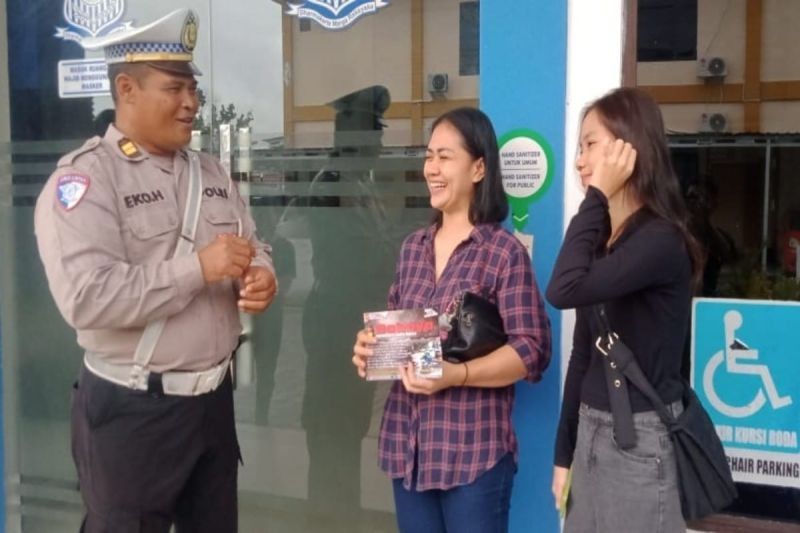 Polresta Palangka Raya Kampanyekan Helm SNI untuk Keselamatan Berkendara