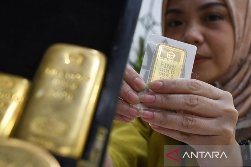 Harga Emas Antam Tembus Rp1,6 Juta per Gram!