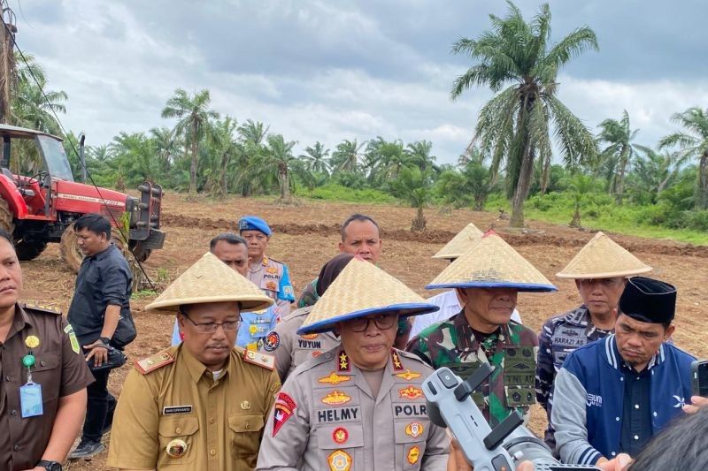 Polda Lampung Tanam Jagung: Wujudkan Swasembada Pangan Nasional