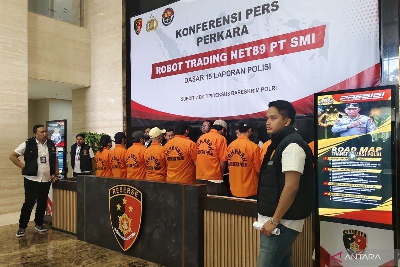 Polri Buru Tiga DPO Kasus Robot Trading Net89