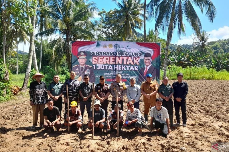 Polres Bone Bolango Targetkan Penanaman Jagung Serentak 1821 Hektare