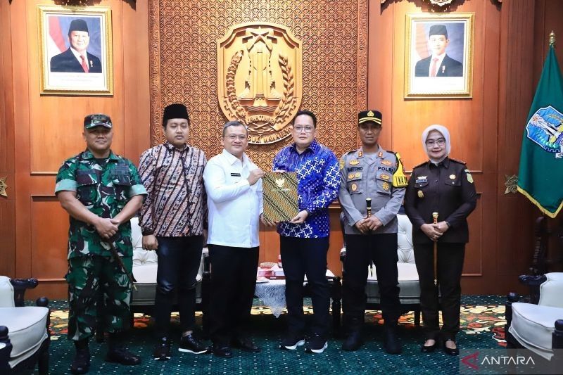 Pj Gubernur Jatim Perpanjang Jabatan Pj Bupati Sampang