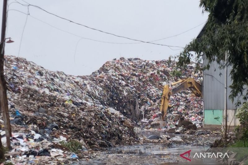 Bupati Kudus Usul Bantuan Pembuangan Sampah ke Jepara