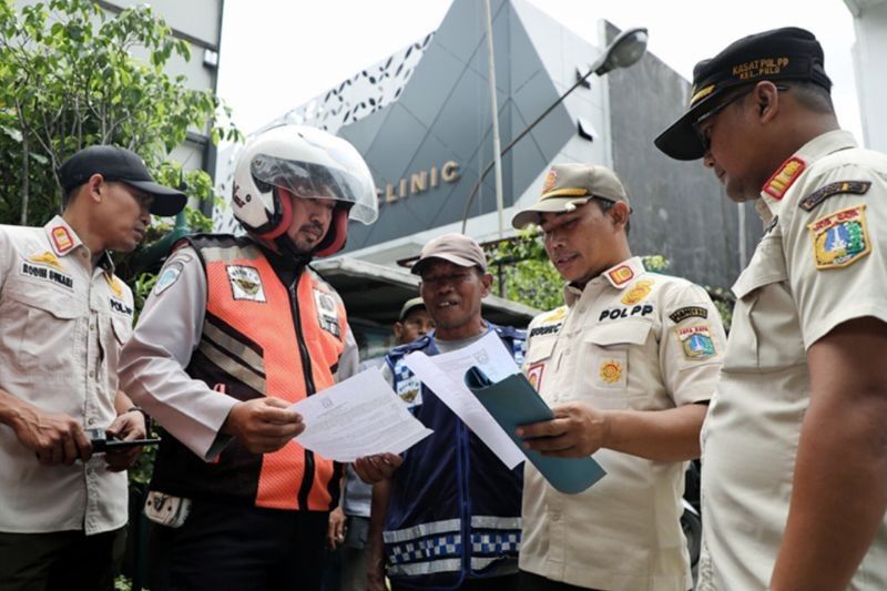 Jakarta Selatan Tekan Parkir Liar: Surat Edaran dan Spanduk Diterbitkan