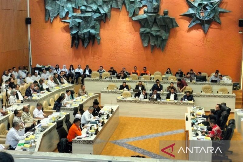 Menhub Usul WFA Antisipasi Lonjakan Pemudik Lebaran 2025