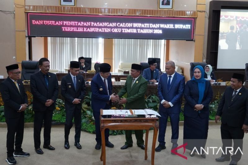 DPRD OKU Timur Resmi Berhentikan Bupati dan Wakil Bupati Terpilih Pilkada 2020