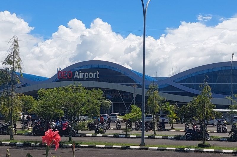 Bandara DEO Sorong Raup Rp100 Juta per Bulan dari Parkir