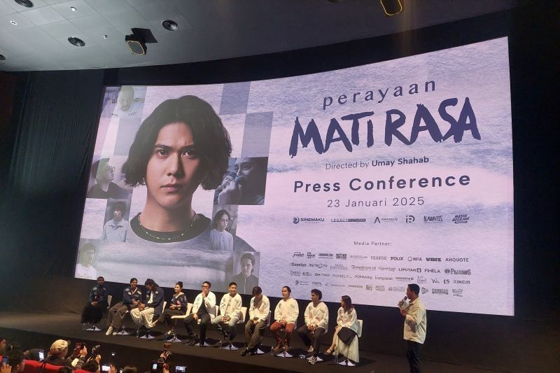 Iqbaal Ramadhan & Umay Shahab: Mendalami Peran dalam Film 'Perayaan Mati Rasa'