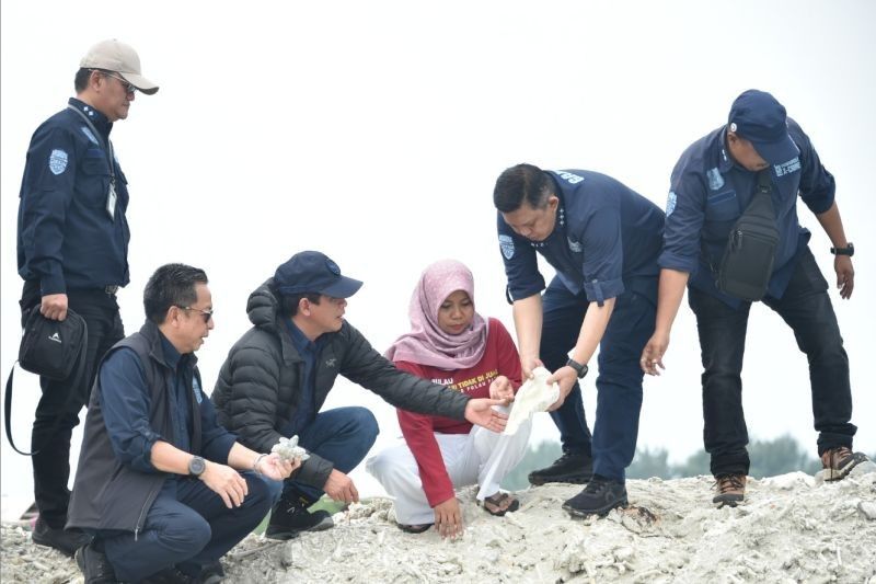 Pengerukan Pasir Ilegal di Pulau Pari: KLH Tegas Bertindak