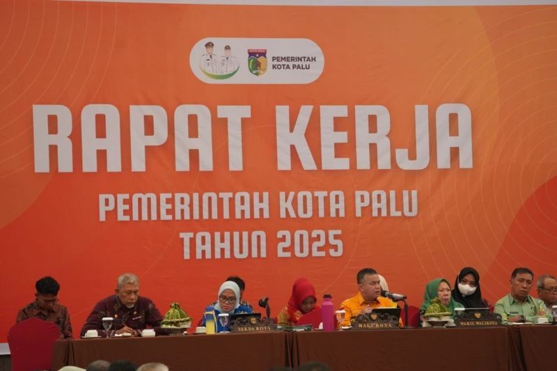 Wali Kota Palu Tekankan Efisiensi Kinerja Pemerintahan Menuju 2025