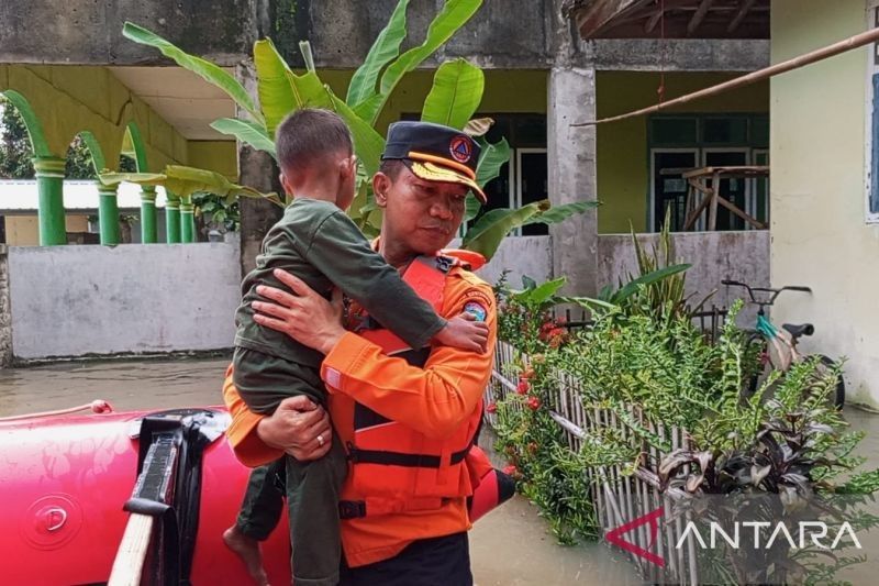 610 Rumah di Sragi, Lampung Selatan Terendam Banjir Rob