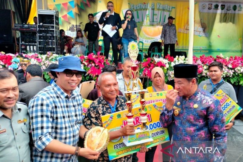 Gubernur Bengkulu Imbau Pelestarian Pohon Durian Lokal