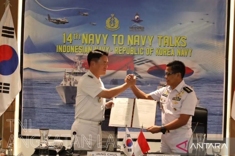 TNI AL dan Angkatan Laut Korea Selatan Jalin Kerja Sama Militer