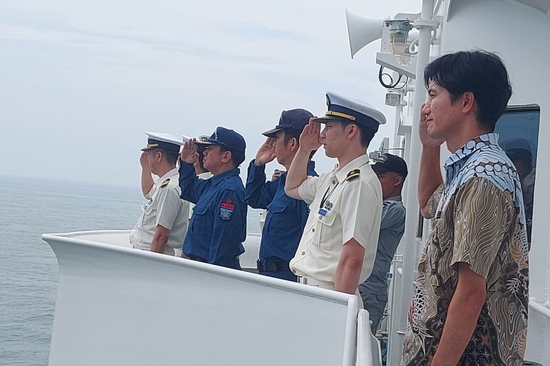 Patroli Gabungan Jepang-Indonesia Perangi Kejahatan Maritim