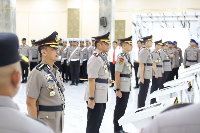 Kapolda Jateng Pimpin Sertijab Kapolrestabes Semarang dan Dua Kapolres Lainnya