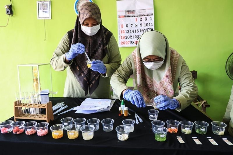 Pemkot Kediri Pastikan Keamanan Pangan Lewat Rapid Test Kit