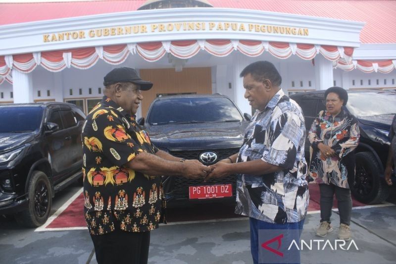 Pemprov Papua Pegunungan Dukung Peningkatan Layanan MRPP dengan Tiga Mobil Dinas