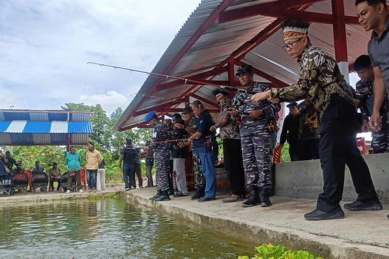 BUMDes Nawaripi, Mimika Luncurkan Kolam Ikan untuk Perekonomian Lokal