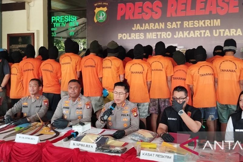 Polisi Jakut Tangkap 16 Pencuri dan Begal, Tingkatkan Keamanan Warga