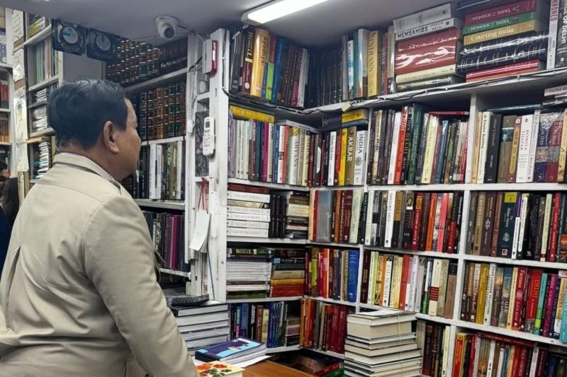 Prabowo Borong Buku di New Delhi: Sejarah hingga Ekonomi