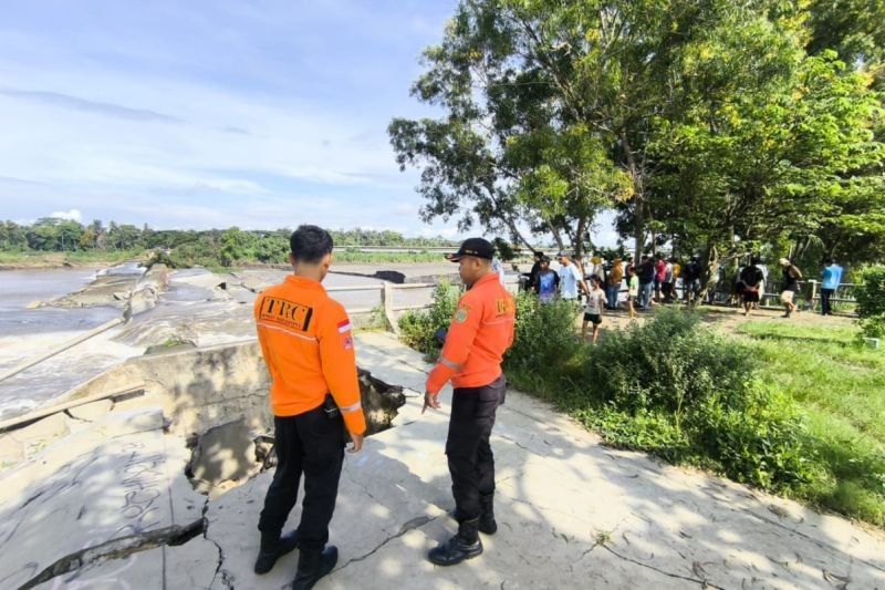 Banjir Bantul: Bendungan Sungai Progo Jebol, Kerusakan Mencapai Rp1,5 Miliar