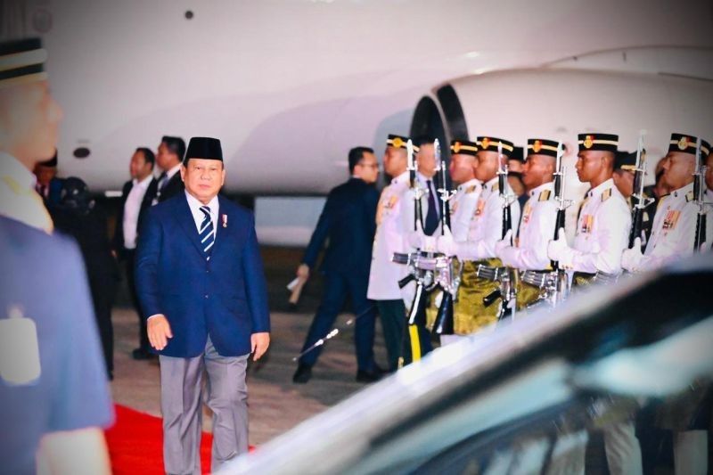 Prabowo Terima Penghargaan Tertinggi dari Sultan Johor di Malaysia