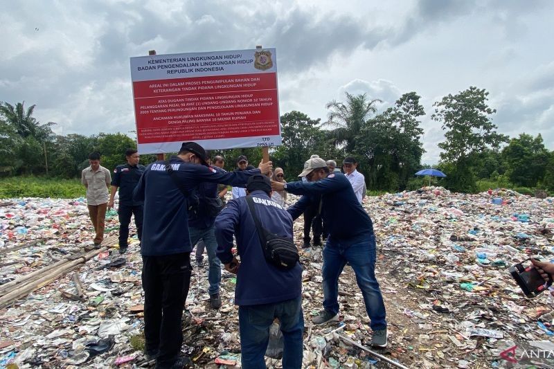 Indonesia Berantas Sampah: Larangan Impor & Tindakan Tegas Atasi TPA Ilegal