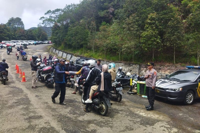 Polres Garut Tingkatkan Patroli Wisata saat Libur Panjang Isra Miraj dan Imlek 2025