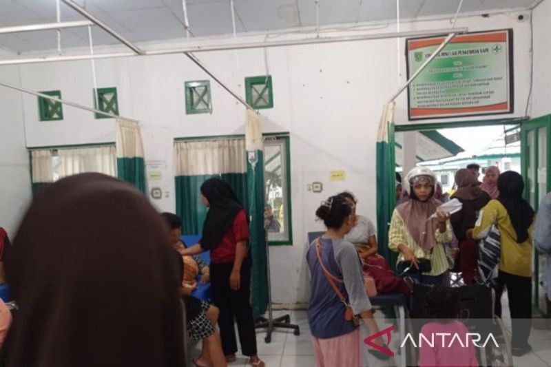 56 Warga Bima Keracunan Massal Usai Makan Hajatan