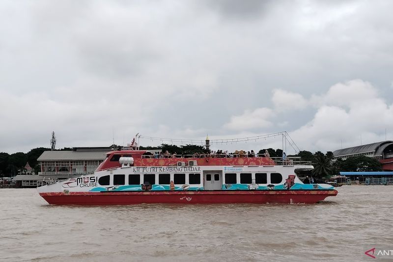 Musi Cruise: Kapal Wisata Favorit Saat Libur Imlek di Palembang