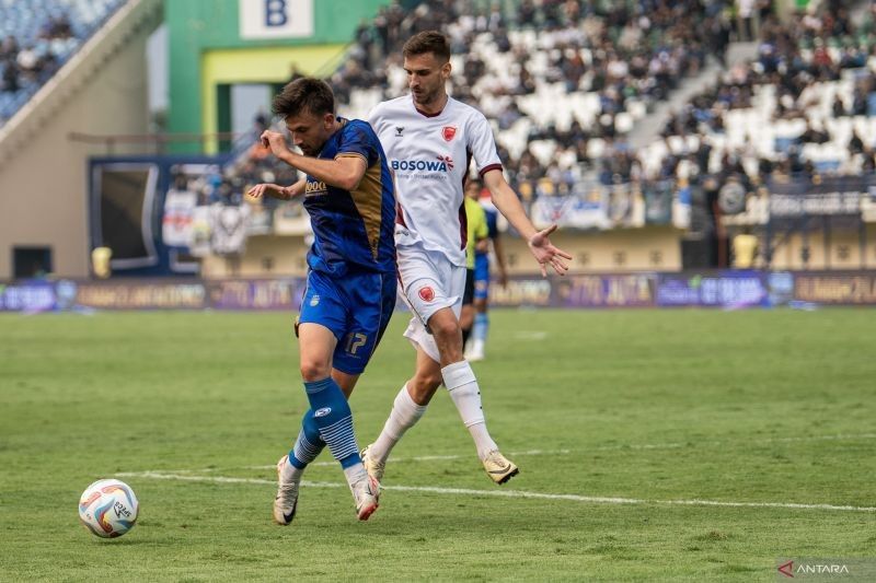 Persib Bandung Bidik Kemenangan Atas PSM Makassar, Kondisi Pemain Jadi Fokus Utama