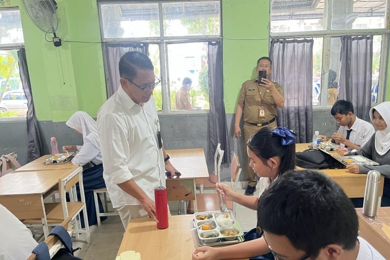 Sekolah Batam Siapkan Wasbak Dukung Program Makan Bergizi Gratis