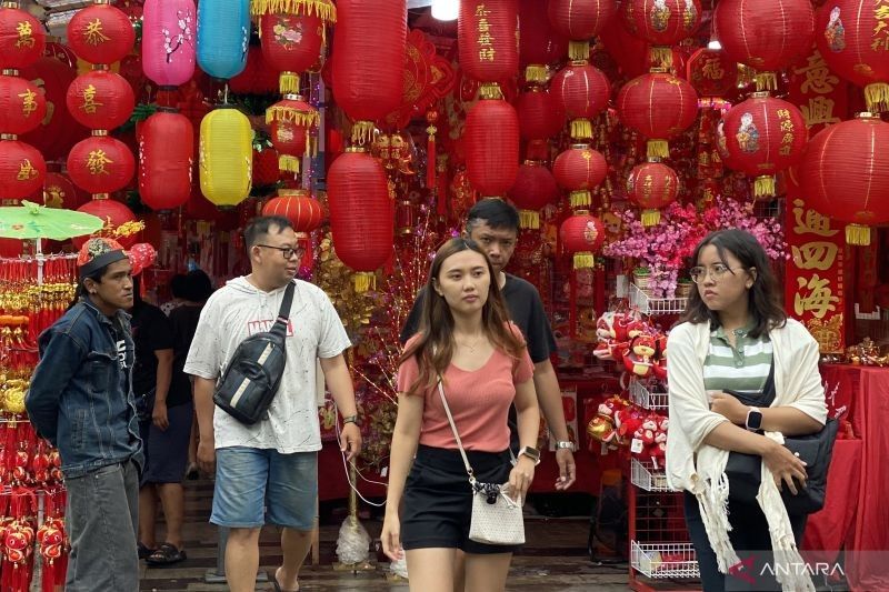 Makna Simbolis Barang-Barang Khas Perayaan Imlek