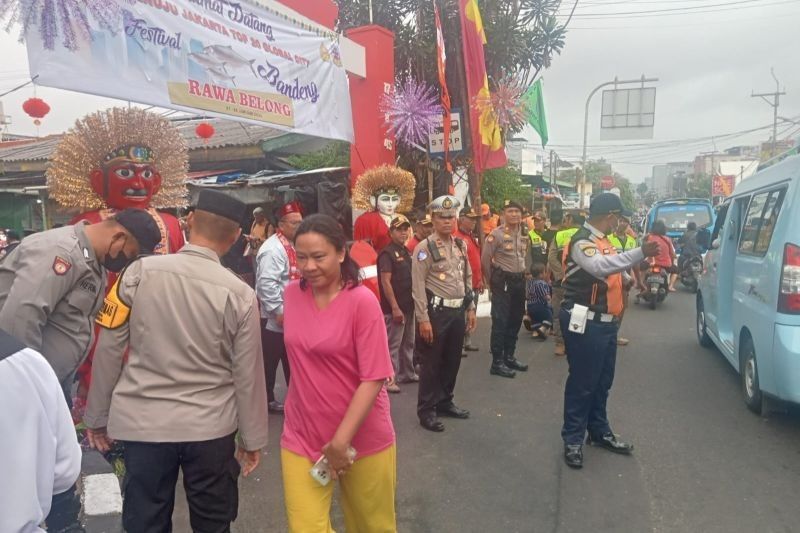 Rekayasa Lalu Lintas di Festival Bandeng Rawa Belong, Jakarta Barat