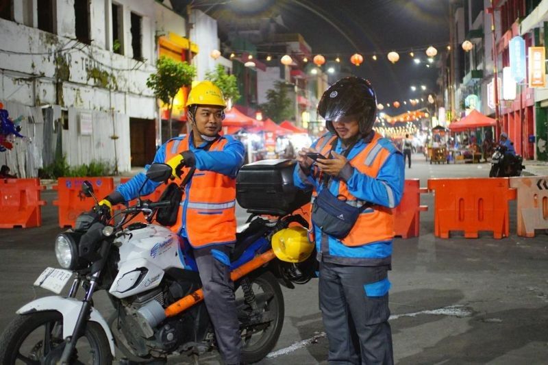 PLN Jatim Jamin Pasokan Listrik Andal Jelang Imlek 2025