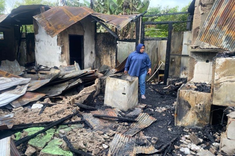 Kebakaran Tiga Ruko di Palangka Raya: Polisi Selidiki Penyebabnya