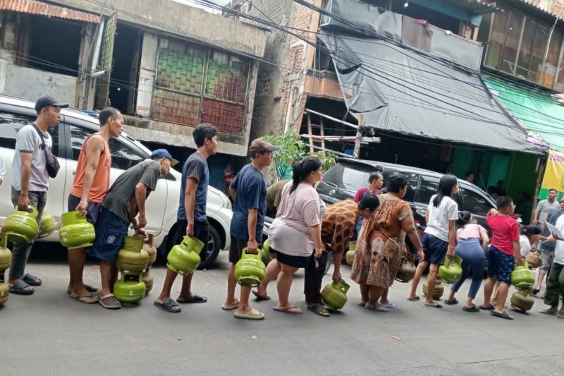 Pertamina Tambah 711.800 Tabung Gas LPG 3 Kg Subsidi di Jakarta