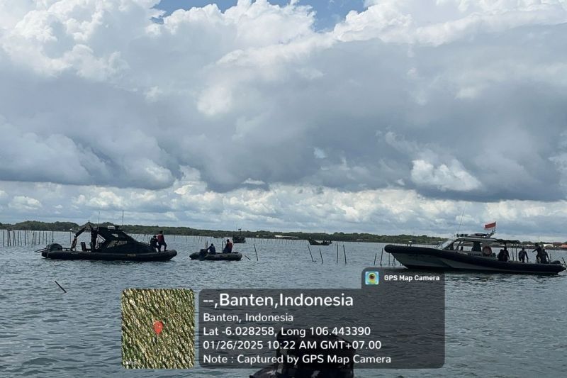 Polda Banten Awasi Pembongkaran Pagar Laut di Tangerang