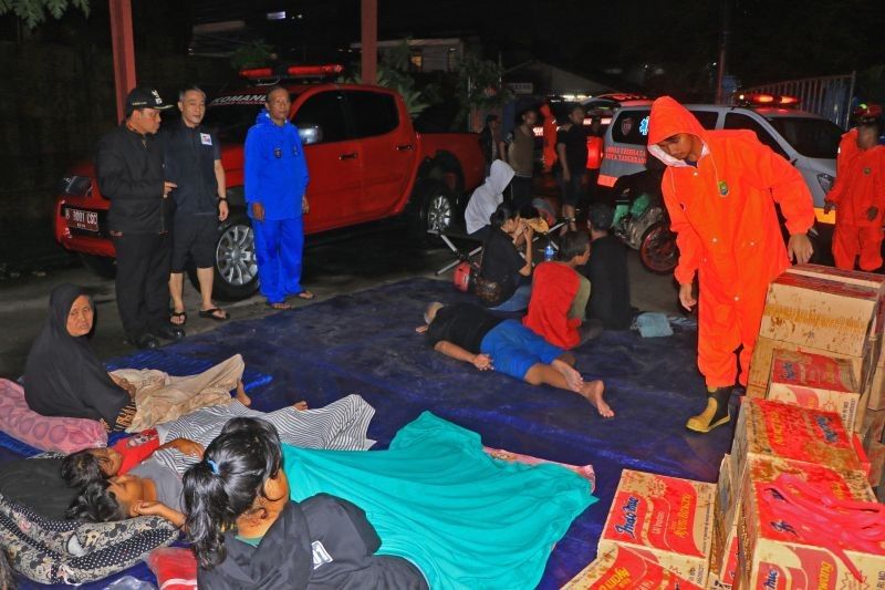 Banjir Tangerang: Pemkot Evakuasi Warga di Lima Titik