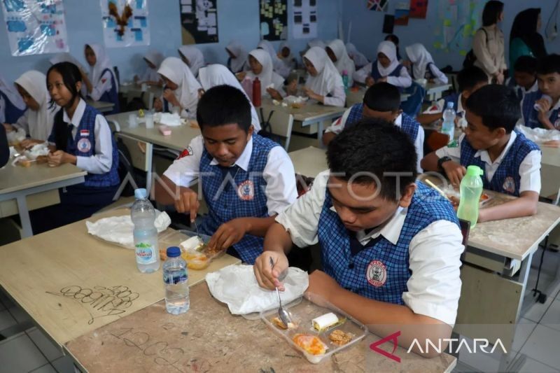 Program Makan Bergizi Gratis di Sulsel: Mencerminkan Nilai Islam dan Wujud Kepedulian