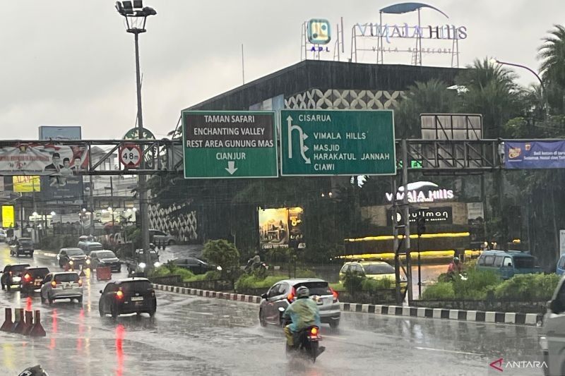 Waspada Cuaca Ekstrem! Imbauan Wisatawan Puncak, Bogor