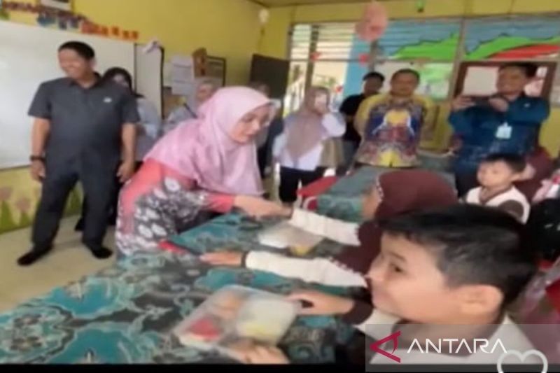 DPRD Banjarmasin Awasi Program Makan Bergizi Gratis (MBG) di Sekolah